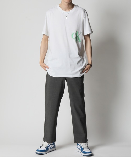 Calvin Klein Jeans(カルヴァンクラインジーンズ)の「Calvin Klein Jeans/ カルバンクラインジーンズ CK SPRAY TEE(Tシャツ/カットソー・メンズ・ベージュ/ホワイト/ブラック・M/L/XL)」の6枚目の写真
