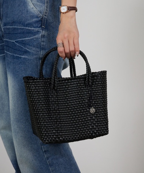 OJO DE MEX（オホデメックス）の「OJO DE MEX/オホデメックス Plastico CAGO Tote Cube バッグ かごバッグ バケットバッグ バスケット 2026年春夏（ハンドバッグ・レディース・クリーム/グリーン/ブルー/ピンク/イエロー/ブラック/パープル/レッド/ブルー系その他・FREE）」の18枚目の写真