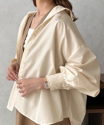 【apres jour clair】ワンポイント刺繍シャツ【ZOZOTOWN限定アイテム】