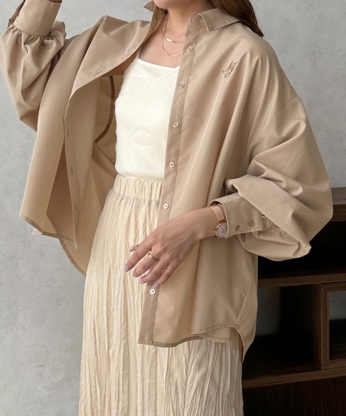 apres jour clair(アプレジュールクレア)の「【apres jour clair】ワンポイント刺繍シャツ【ZOZOTOWN限定アイテム】(シャツ/ブラウス・レディース・ベージュ/グレー/オレンジ/アイボリー・X-LARGE/フリー)」の7枚目の写真