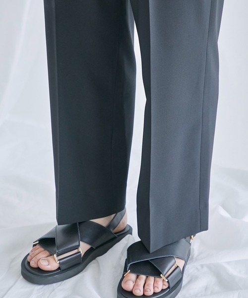 PUBLIC TOKYO（パブリックトウキョウ）の「エバークリースストレートスラックス（スラックス・メンズ・グレー/ブラック/ベージュ/ダークグレー・1/2/3）」の22枚目の写真