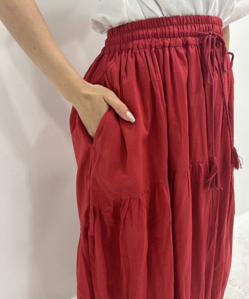 bohmal（ボマール）の「インド綿ボリュームデザインギャザーマキシスカート（スカート・レディース・ライム/ブラック/ロイヤルブルー/オレンジ/ベージュ/レッド・FREE）」の17枚目の写真