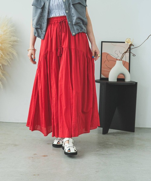 bohmal（ボマール）の「インド綿ボリュームデザインギャザーマキシスカート（スカート・レディース・ライム/ブラック/ロイヤルブルー/オレンジ/ベージュ/レッド・FREE）」の20枚目の写真