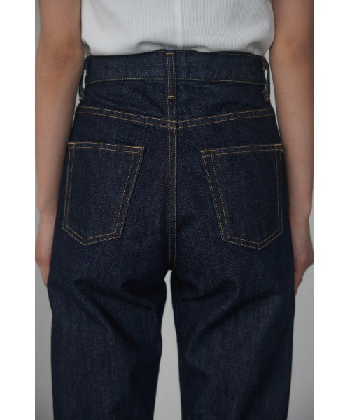 BLACK BY MOUSSY(ブラックバイマウジー)の「KONA One wash DENIM(コナワンウォッシュデニム)(デニムパンツ・レディース・ダークブルー・24inch/25inch/26inch/23inch)」の6枚目の写真