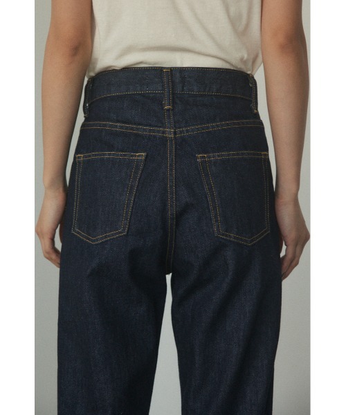 BLACK BY MOUSSY(ブラックバイマウジー)の「KONA One wash DENIM(コナワンウォッシュデニム)(デニムパンツ・レディース・ダークブルー・24inch/25inch/26inch/23inch)」の11枚目の写真