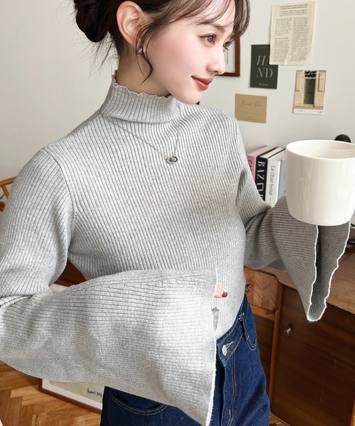 moment+(モーメントプラス)の「【累計販売枚数1万枚突破!】12G プチハイネックフレアスリーブリブニットプルオーバー(ニット/セーター・レディース・ブラック/アイボリー/ナチュラル/ダークグリーン/ブルー/ボルドー/チャコールグレー/杢グレー/ブラウン系その他/ブラウン・M/L)」の5枚目の写真