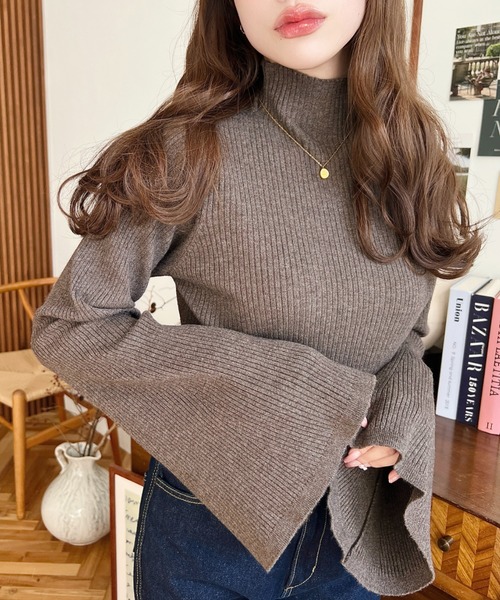 moment+(モーメントプラス)の「【累計販売枚数1万枚突破!】12G プチハイネックフレアスリーブリブニットプルオーバー(ニット/セーター・レディース・ブラック/アイボリー/ナチュラル/ダークグリーン/ブルー/ボルドー/チャコールグレー/杢グレー/ブラウン系その他/ブラウン・M/L)」の7枚目の写真