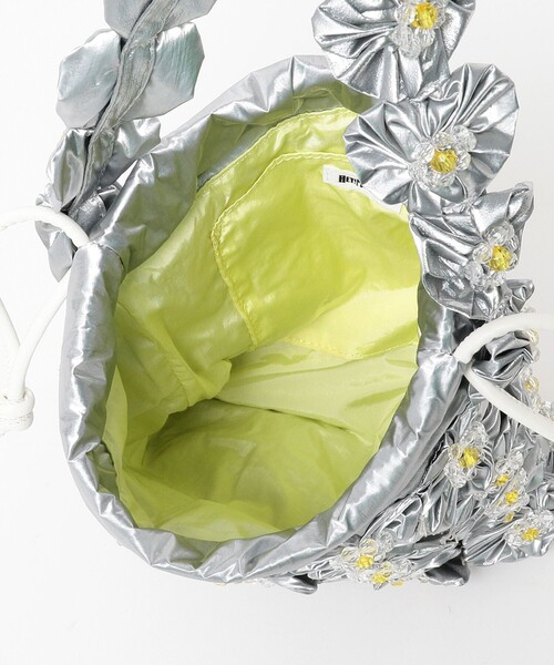 Ray BEAMS(レイビームス)の「HEY!Mrs ROSE / YOYO キルト バッグ(ハンドバッグ・レディース・シルバー/ブラック・ONE SIZE)」の20枚目の写真