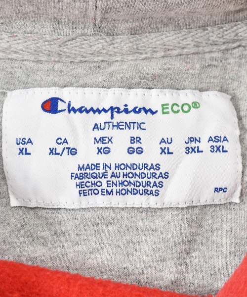 Champion(チャンピオン)の「【ヴィンテージ古着】Y2K Champion / チャンピオン ロゴ刺繍 スウェットパーカー(パーカー・メンズ・レッド・X-LARGE)」の3枚目の写真