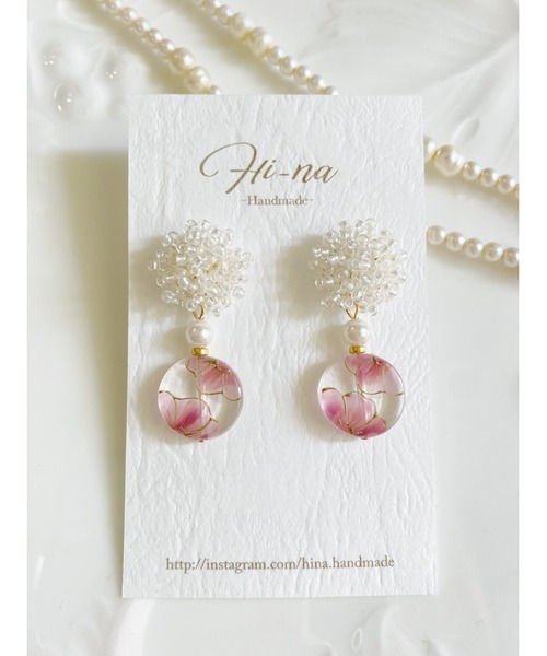 tone(トーン)の「【Hi-na】つぶビーズ×フラワーパーツ ピアス(MA)(ピアス(両耳用)・レディース・ピンク/ブルー/ブラック・FREE)」の1枚目の写真
