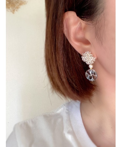 tone(トーン)の「【Hi-na】つぶビーズ×フラワーパーツ ピアス(MA)(ピアス(両耳用)・レディース・ピンク/ブルー/ブラック・FREE)」の9枚目の写真