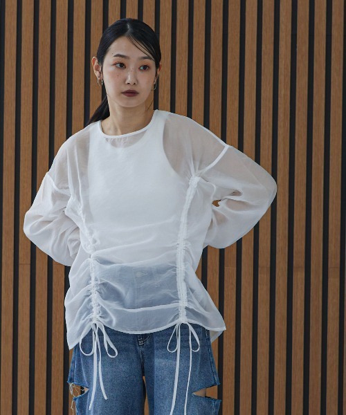 feepur(フェピュール)の「オーガンジードロストブラウス(シャツ/ブラウス・レディース・ブラック/オフホワイト・MEDIUM)」の1枚目の写真