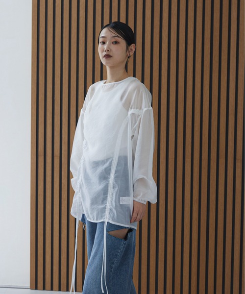 feepur(フェピュール)の「オーガンジードロストブラウス(シャツ/ブラウス・レディース・ブラック/オフホワイト・MEDIUM)」の4枚目の写真