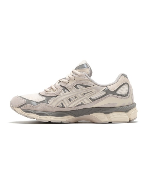 ASICS（アシックス）の「asics GEL-NYC / アシックス ゲル エヌワイシー（スニーカー・メンズ・オフホワイト・27.0cm/28.0cm/26.5cm/27.5cm/26.0cm/25.5cm/25.0cm/29.0cm/28.5cm/24.5cm/24.0cm/23.5cm/23.0cm）」の5枚目の写真