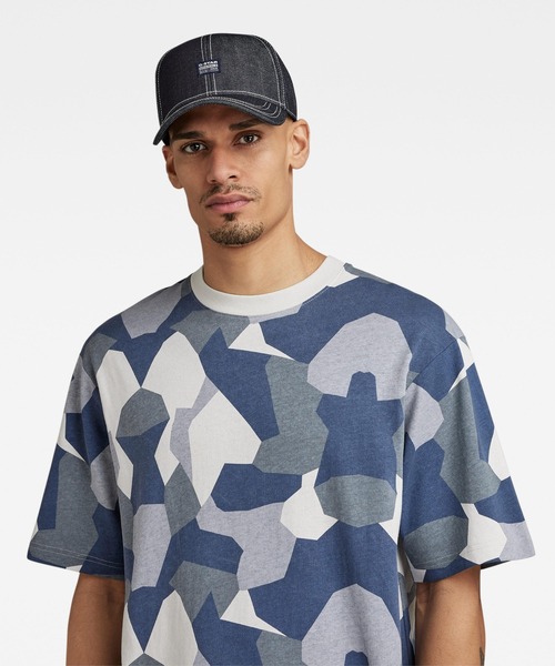 G-STAR（ジースター）の「OVERSIZED BOXY T-SHIRT SYMMETRIC ALLOVER/オーバーサイズT/カモフラ（Tシャツ/カットソー・メンズ・カモフラージュ・LARGE/MEDIUM/SMALL/X-LARGE/X-SMALL）」の4枚目の写真