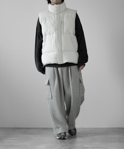 RUUBON（ルーボン）の「【RUUBON】padded volume heat vest / パデッド ボリューム ヒート ベスト（ダウンベスト・メンズ・ブラック/ナチュラル・L/M/S）」の13枚目の写真