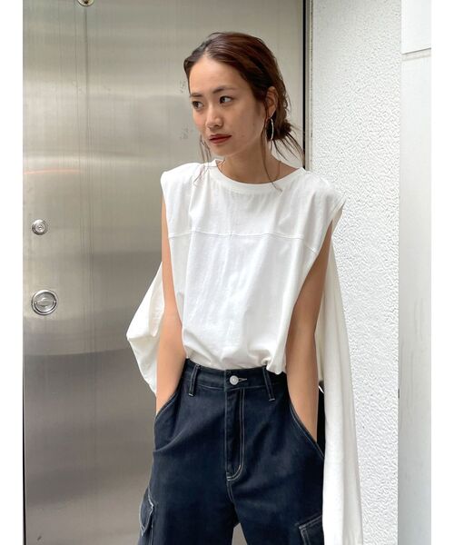 Ungrid（アングリッド）の「ショルダースリットロングスリーブTee（Tシャツ/カットソー・レディース・チャコールグレー/パープル/オフホワイト・FREE）」の4枚目の写真