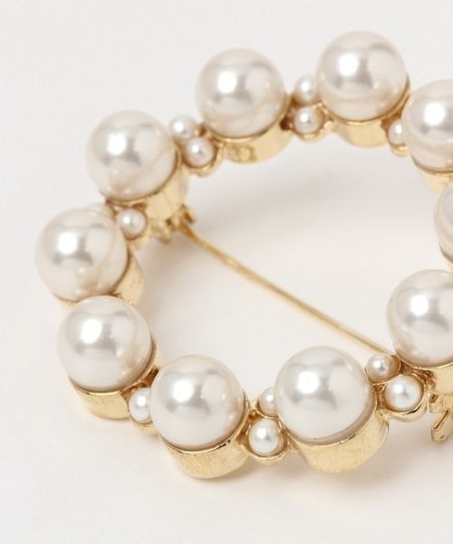 mysty woman（ミスティウーマン）の「サークルパールブローチ 980288（ブローチ/コサージュ・レディース・ゴールド・FREE）」の3枚目の写真