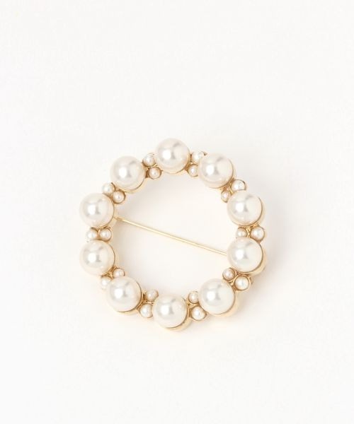 mysty woman（ミスティウーマン）の「サークルパールブローチ 980288（ブローチ/コサージュ・レディース・ゴールド・FREE）」の2枚目の写真
