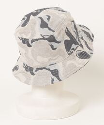 A BATHING APE（アベイシングエイプ）の「BAPE ART CAMO BUCKET