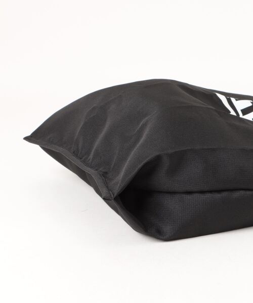 NEW ERA（ニューエラ）の「ニューエラ エコバック キャップポーチ キーホルダー（エコバッグ/サブバッグ・メンズ・ブラック/ブラック系その他・FREE）」の8枚目の写真