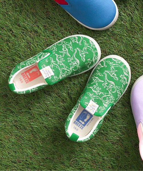 BREEZE（ブリーズ）の「無地・柄　左右迷わない！かかとワッペンスリッポン（スニーカー・キッズ・ブルー/チェック/ラベンダー/グリーン・14/15 /16/17/18/19）」の2枚目の写真