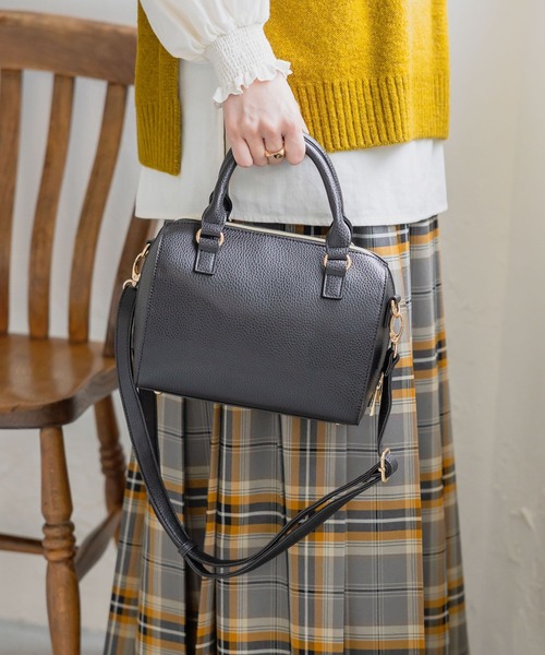 studio CLIP（スタディオクリップ）の「ボストンお出かけショルダーバッグ（ショルダーバッグ・レディース・オフホワイト/ブラック/ブラウン・FREE）」の4枚目の写真