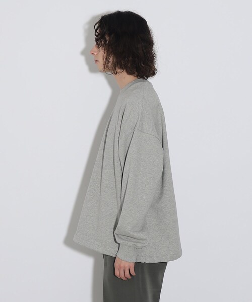 tk.TAKEO KIKUCHI（ティーケータケオキクチ）の「◆ドロストスウェットプルオーバー（スウェット・メンズ・グレー系4/ブラック/ホワイト・02/03）」の6枚目の写真