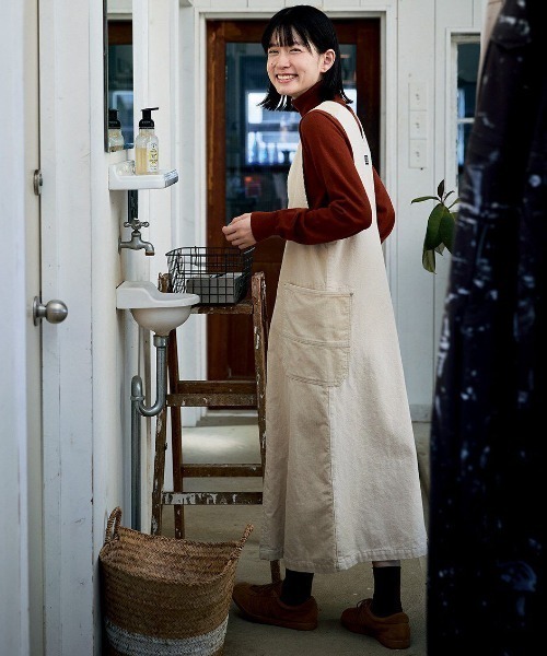 Sunny clouds（サニークラウズ）の「サニークラウズ　重宝ニットタートル〈レディース〉（ニット/セーター・レディース・ブルー/ブラック/オフホワイト/テラコッタ・M/LL/L/3L/MP）」の10枚目の写真