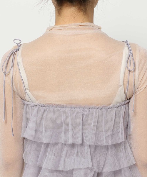 mysty woman（ミスティウーマン）の「肩リボンチュールキャミ　 106916（シャツ/ブラウス・レディース・ベージュ/グレー/アイボリー・FREE）」の11枚目の写真