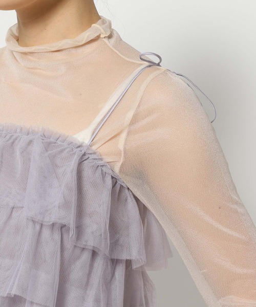 mysty woman（ミスティウーマン）の「肩リボンチュールキャミ　 106916（シャツ/ブラウス・レディース・ベージュ/グレー/アイボリー・FREE）」の13枚目の写真