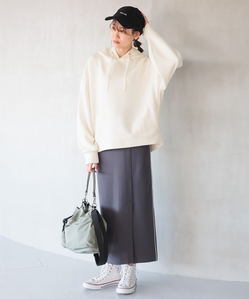 GLOBAL WORK（グローバルワーク）の「ライトクッションパーカープルオーバー/975606（パーカー・レディース・アイボリー/グレイッシュベージュ/ミント/ラベンダー・MEDIUM/LARGE）」の13枚目の写真