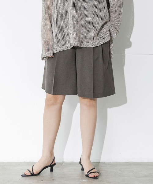 A part by(アパートバイ)の「リネンライクグルカショーツ(その他パンツ・レディース・ライトベージュ/チャコールグレー・SMALL/MEDIUM)」の2枚目の写真