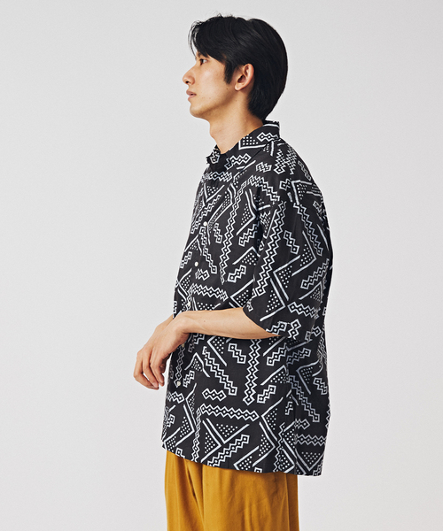 EDIFICE(エディフィス)の「【T'acca / タッカ】ブロックプリント 半袖シャツ(シャツ/ブラウス・メンズ・ブラック系その他/ブラック×ブラック/ブラック/アイボリー/ブラックミックス・MEDIUM/LARGE)」の15枚目の写真
