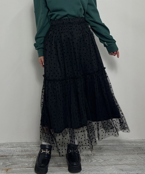 NICOLE CLUB(ニコル クラブ)の「【WEB限定】チュールハートフロッキースカート(スカート・レディース・オフホワイト/ブラック・MEDIUM)」の2枚目の写真