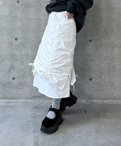 PAGEBOY（ページボーイ）の「ダブルレイヤードスカート（スカート・レディース・オフホワイト/チャコールグレー・FREE）」の11枚目の写真