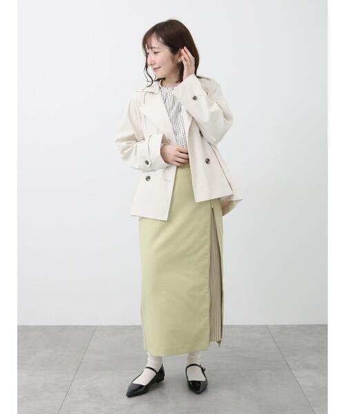 【美品】deres デレス　ショートコート　オフホワイト deres デレス ショートコート オフホワイト