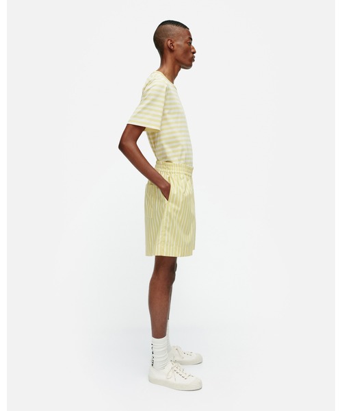 marimekko　ピンク　クロップドパンツ ピンクコーデ ハイウエストストレートピンクパンツ クロップド