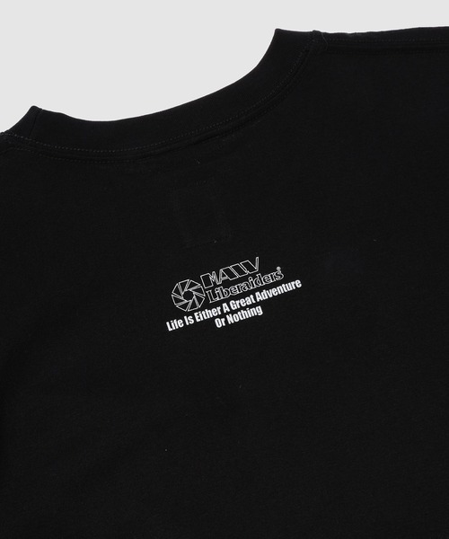 Liberaiders(リベレイダース)の「MAW WORLD TOUR TEE KATHMANDU NEPAL(Tシャツ/カットソー・メンズ・ブラック/ホワイト・XL/L/M/S)」の4枚目の写真
