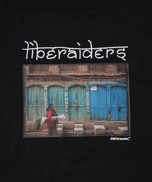 Liberaiders(リベレイダース)の「MAW WORLD TOUR TEE KATHMANDU NEPAL(Tシャツ/カットソー・メンズ・ブラック/ホワイト・XL/L/M/S)」の6枚目の写真