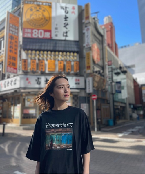 Liberaiders(リベレイダース)の「MAW WORLD TOUR TEE KATHMANDU NEPAL(Tシャツ/カットソー・メンズ・ブラック/ホワイト・XL/L/M/S)」の15枚目の写真