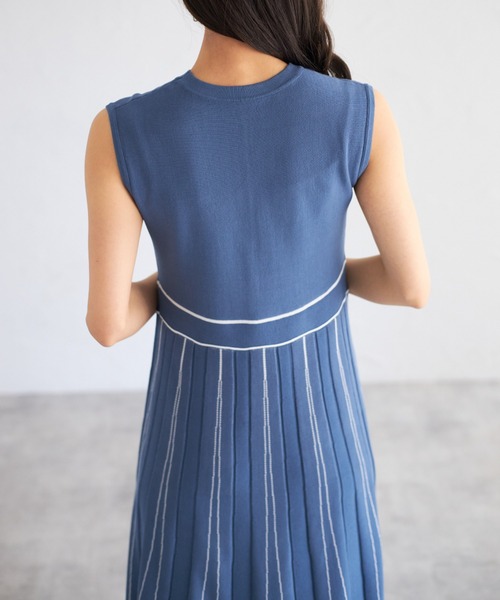tocco closet(トッコ クローゼット)の「【ZOZO限定】配色ノースリーブニットワンピース(ワンピース・レディース・グレー系その他/ブラック×ホワイト/ブルー系その他・M)」の18枚目の写真