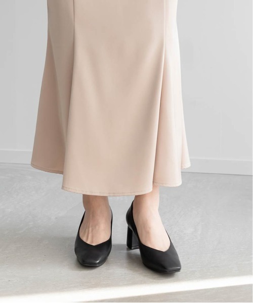RANDA（ランダ）の「走れる美脚パンプス スクエアトゥ×Vカット（パンプス・レディース・ブラック/ベージュ/アイボリー・23/24/25/22/25.5/22.5/24.5/23.5）」の8枚目の写真