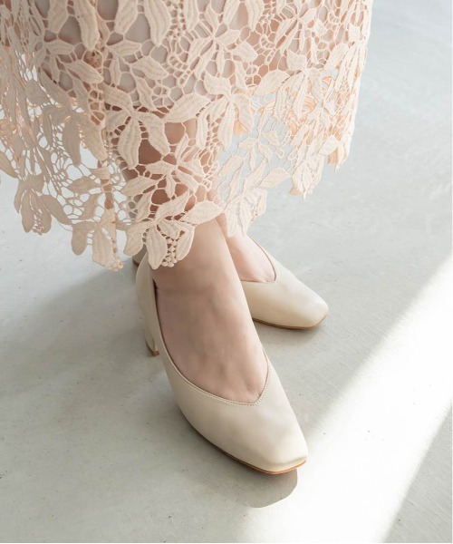 RANDA（ランダ）の「走れる美脚パンプス スクエアトゥ×Vカット（パンプス・レディース・ブラック/ベージュ/アイボリー・23/24/25/22/25.5/22.5/24.5/23.5）」の13枚目の写真