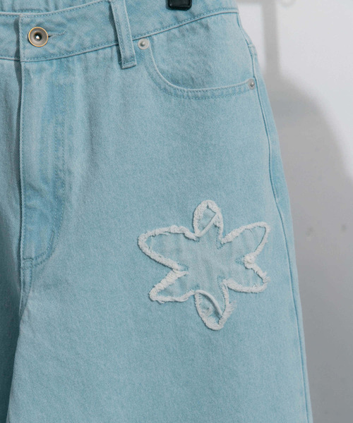 SENSE OF PLACE by URBAN RESEARCH（センスオブプレイスバイアーバンリサーチ）の「hxcyyd × SOP　フラワーパッチワイドデニム(UNISEX)（デニムパンツ・メンズ・インディゴブルー/ブラック・MEDIUM/LARGE）」の17枚目の写真