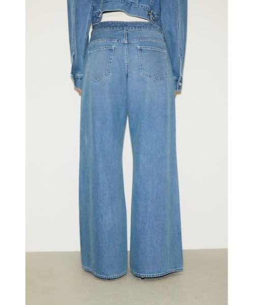 THROW by SLY（スローバイスライ）の「THROW L/W LOOSE LEG PT-C ローウエスト ルーズ レッグ パンツ シー（デニムパンツ・レディース・ライトブルー・0/1）」の5枚目の写真