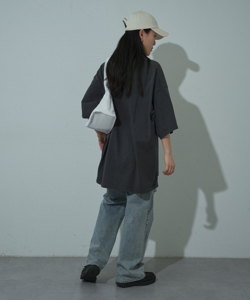 COLONY 2139（コロニートゥーワンスリーナイン）の「インクジェットプリントTシャツ（Tシャツ/カットソー・レディース・オフホワイト/チャコールグレー・FREE）」の18枚目の写真