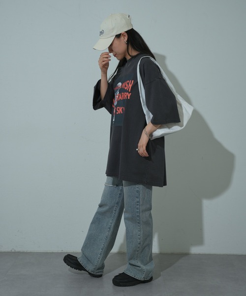 COLONY 2139（コロニートゥーワンスリーナイン）の「インクジェットプリントTシャツ（Tシャツ/カットソー・レディース・オフホワイト/チャコールグレー・FREE）」の17枚目の写真