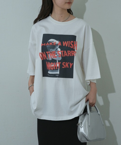 COLONY 2139（コロニートゥーワンスリーナイン）の「インクジェットプリントTシャツ（Tシャツ/カットソー・レディース・オフホワイト/チャコールグレー・FREE）」の3枚目の写真