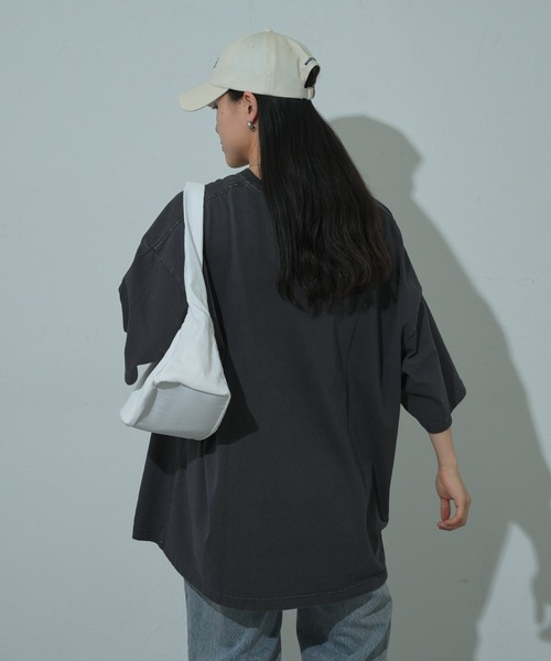 COLONY 2139（コロニートゥーワンスリーナイン）の「インクジェットプリントTシャツ（Tシャツ/カットソー・レディース・オフホワイト/チャコールグレー・FREE）」の13枚目の写真